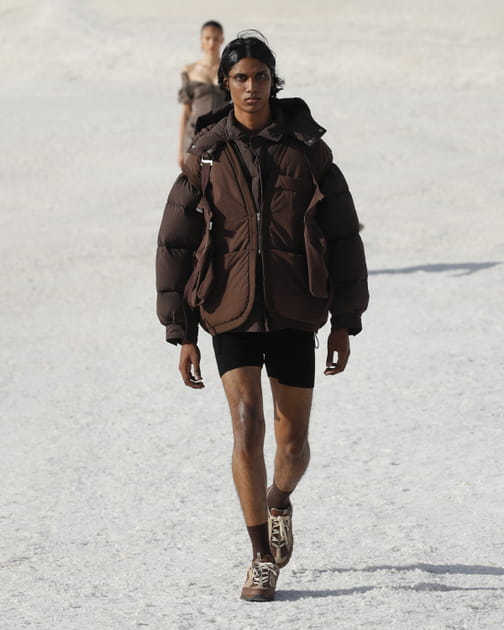 Look 34&nbsp;du d&eacute;fil&eacute; Jacquemus