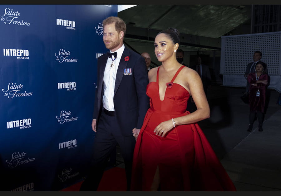 L'eye-liner violet de Meghan Markle