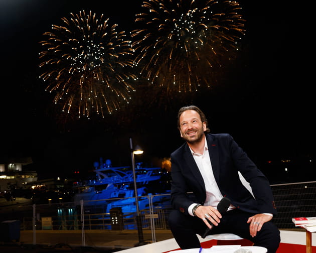 Fran&ccedil;ois Busnel&nbsp;: feux d'artifice pendant son &eacute;mission "La Grande Librairie"