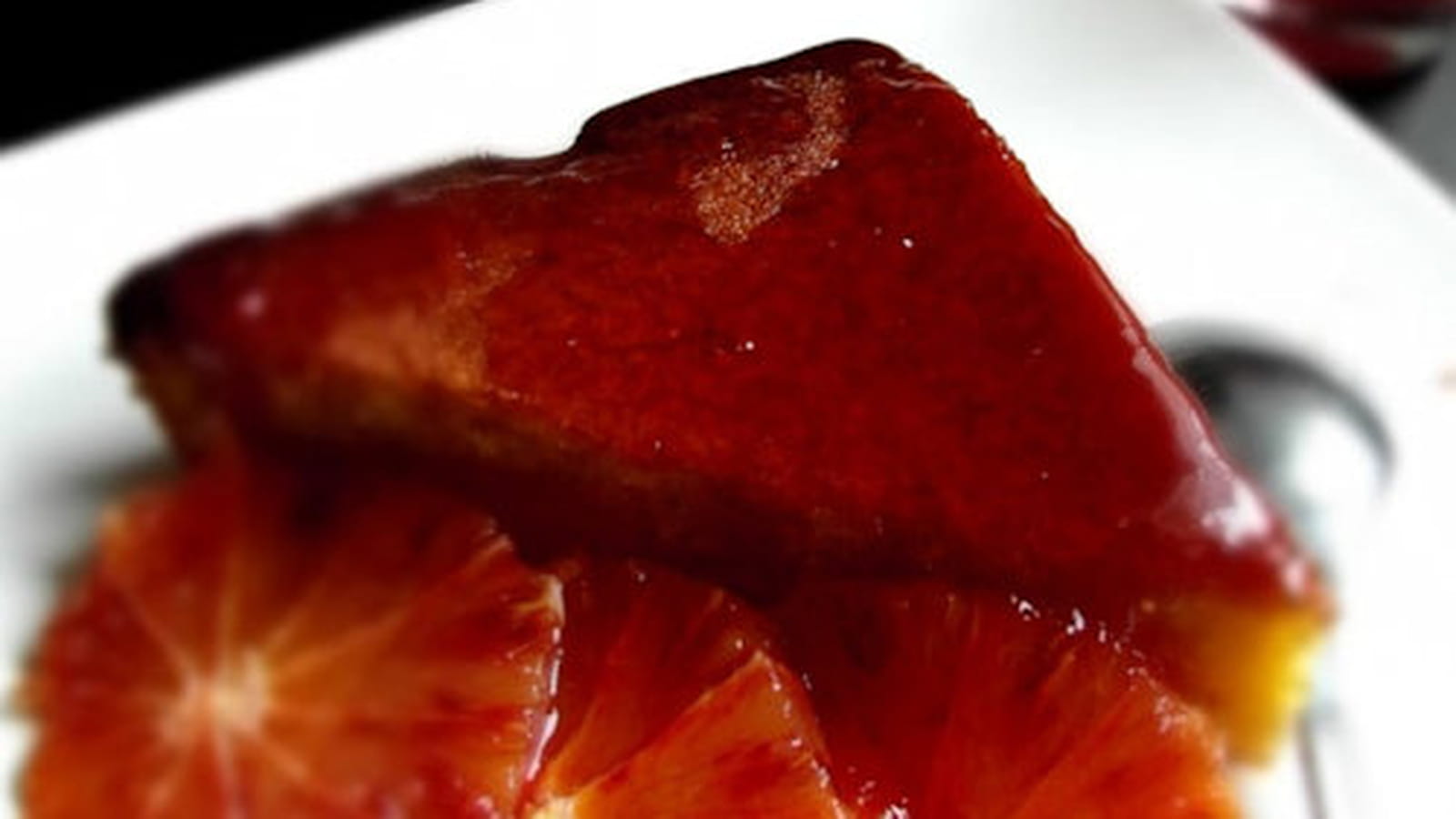 Gâteau à l'orange sanguine et polenta (sans gluten et sans lactose)