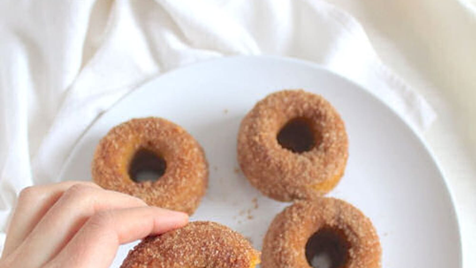 Donuts potiron et cannelle cuits au four vegan