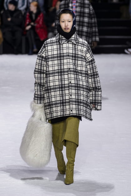 D&eacute;fil&eacute; Balenciaga