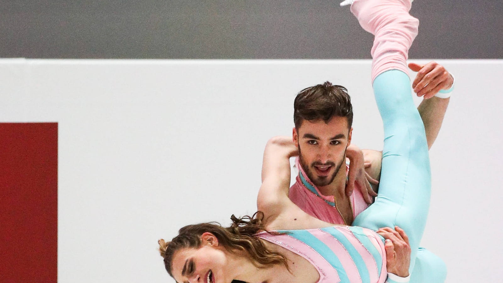 Gabriella Papadakis et Guillaume Cizeron lors des championnats d'Europe de patinage
