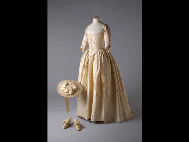 Une robe de 1780