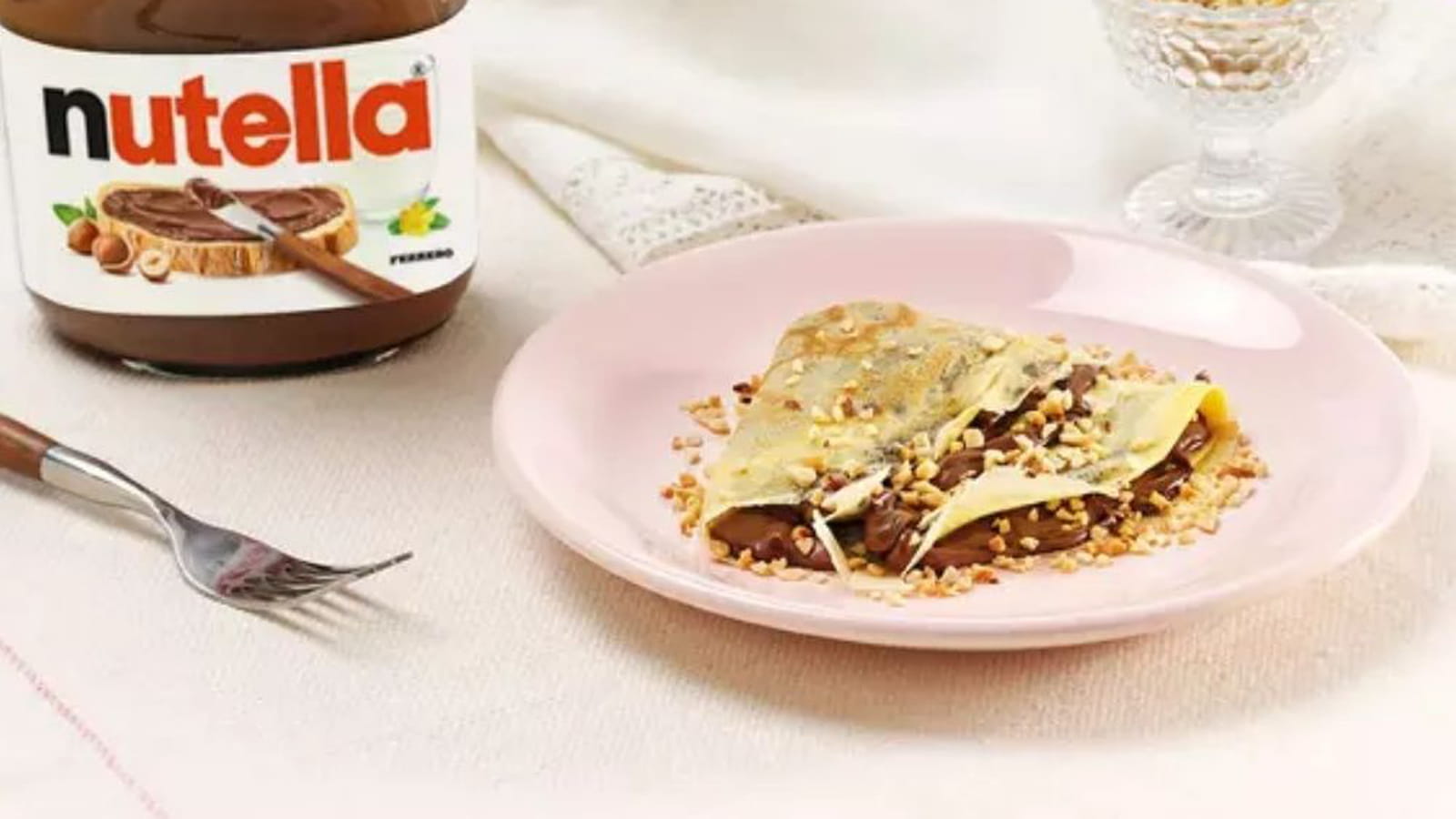 Crêpes au Nutella® et aux noisettes