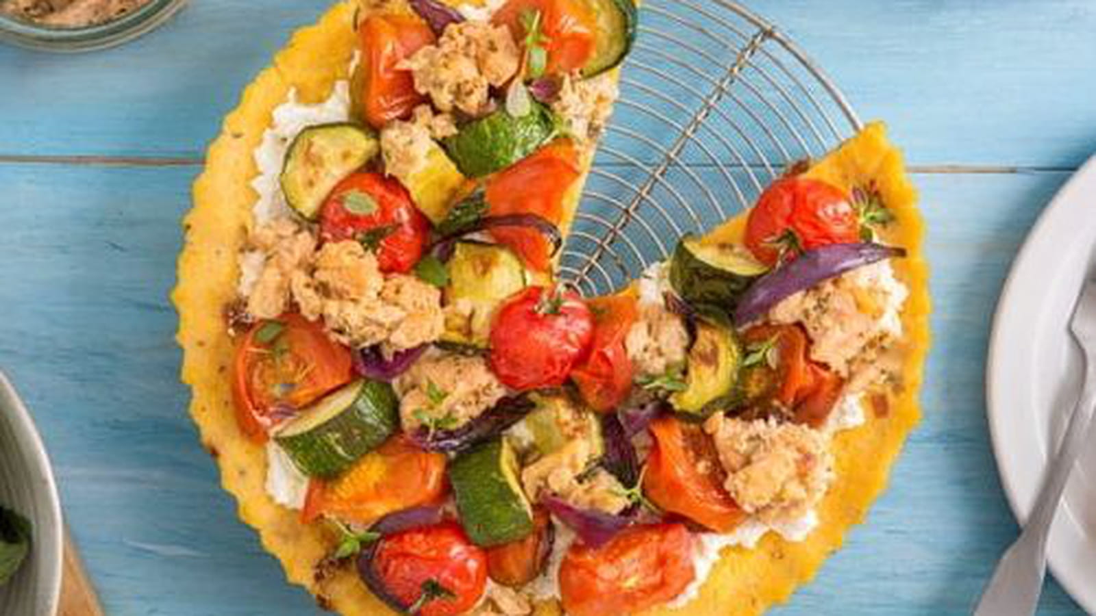 Tarte salée de polenta à l’émietté de saumon citron & thym