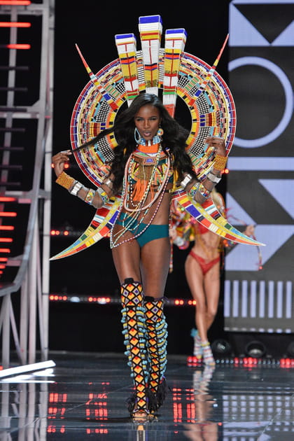 Leomie Anderson au d&eacute;fil&eacute; Victoria's Secret 2017