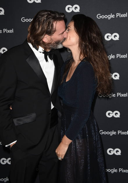 Frédéric Beigbeder et Lara Micheli : big bisou