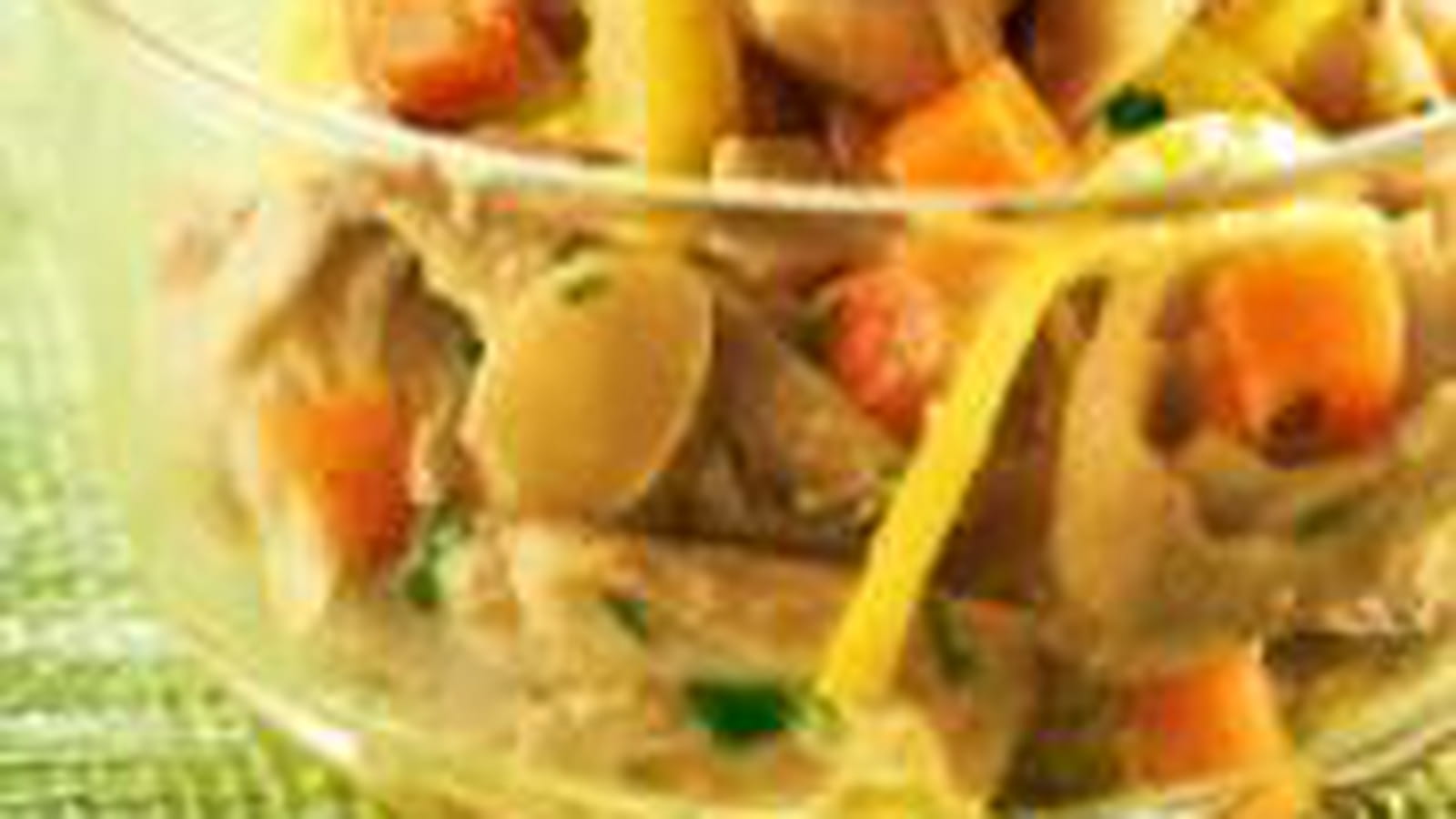 Verrine au maquereau, concombre et betterave