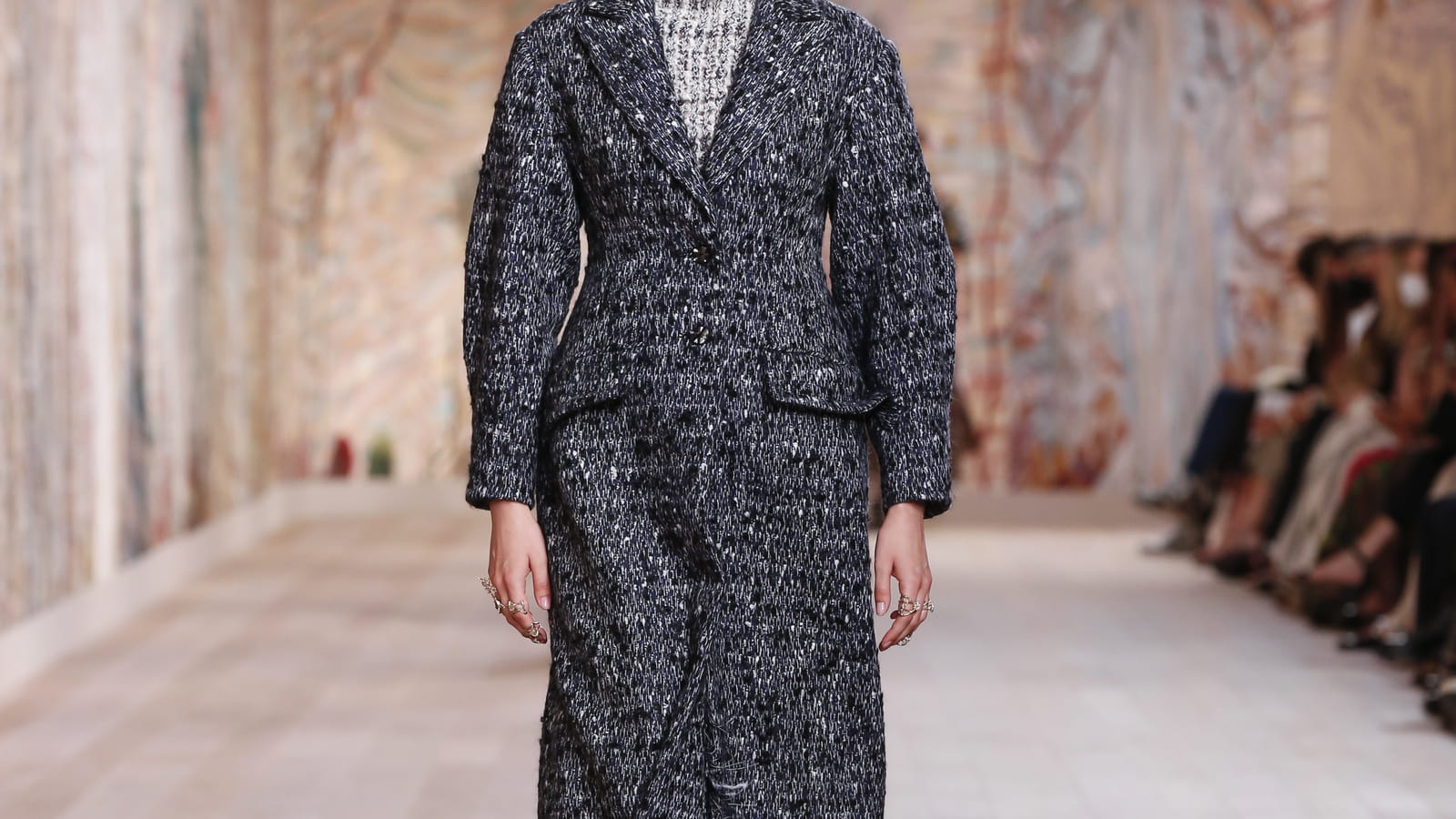 Look 8
