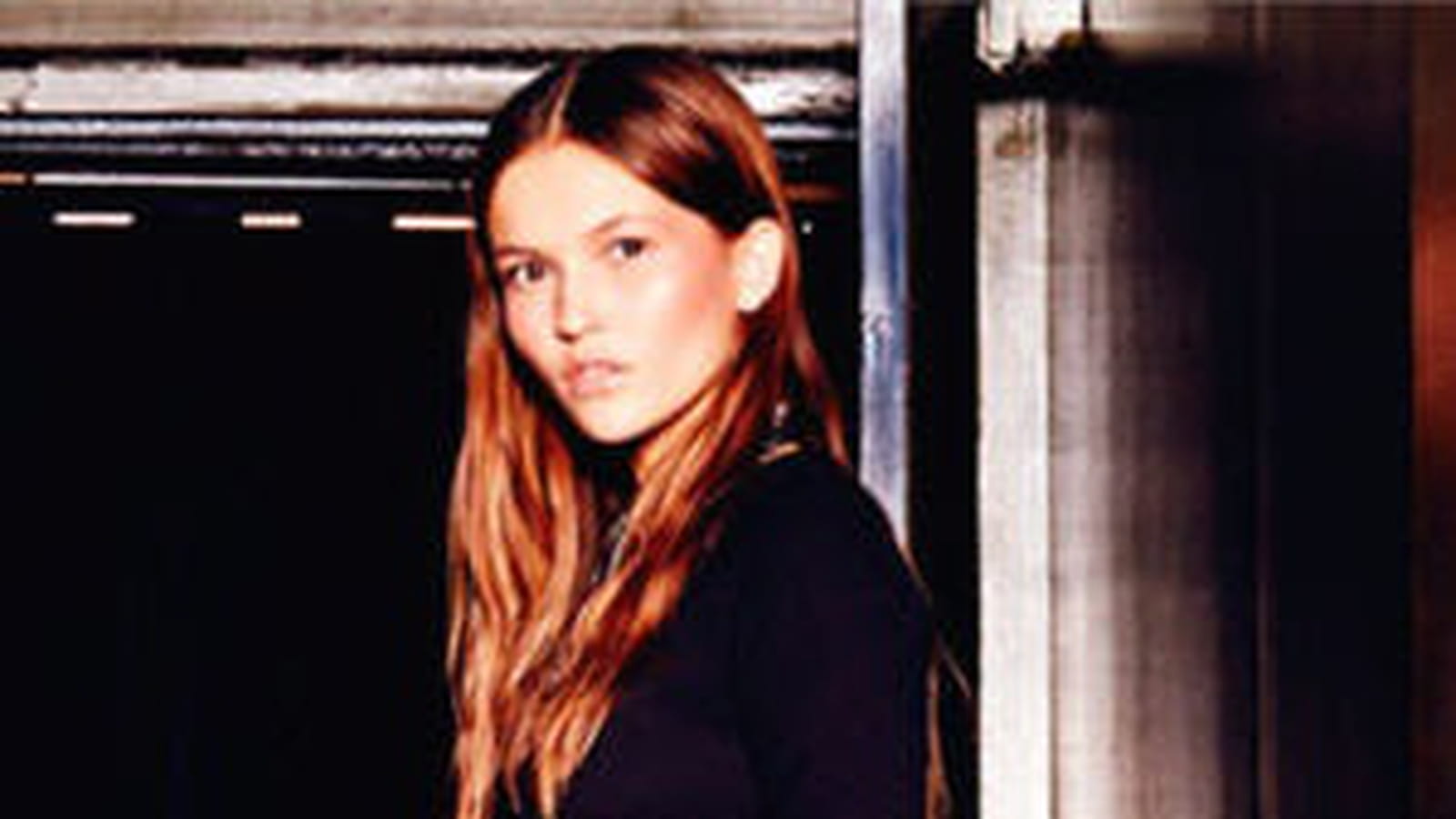 Robe noire de Bershka