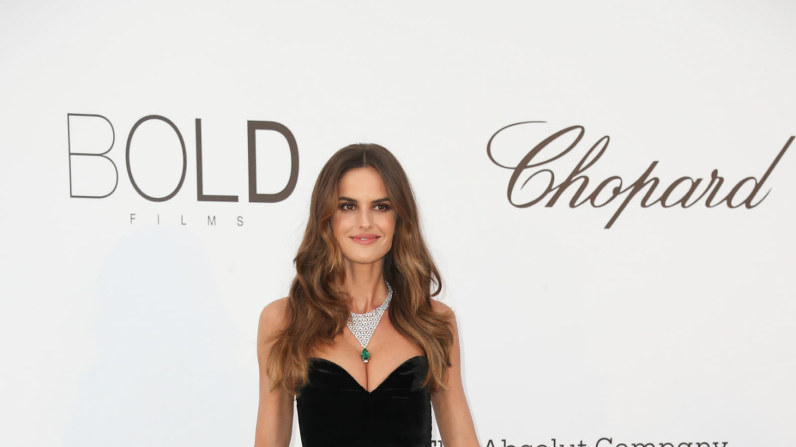Izabel Goulard  