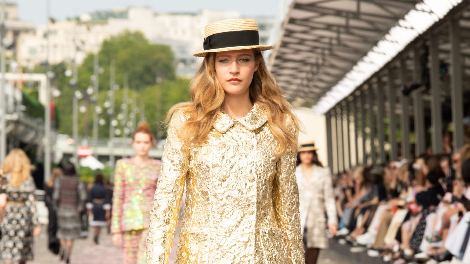 Look 19