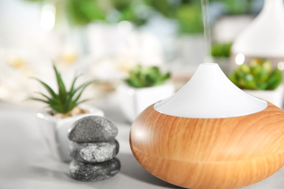 Diffuseur d'huiles essentielles : choisir, mode d'emploi, dangers