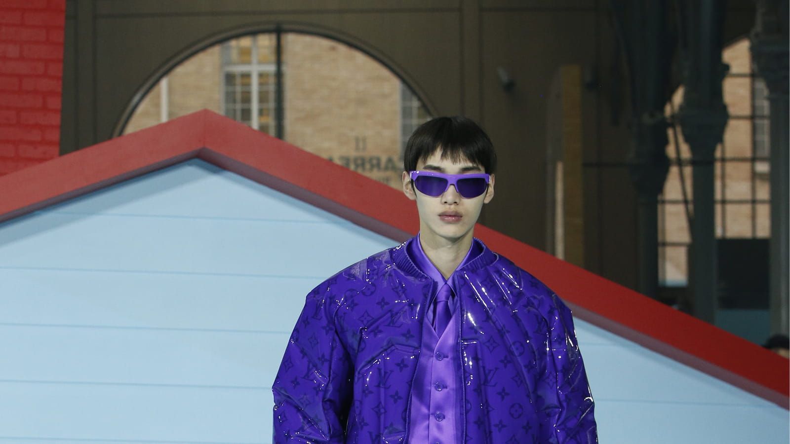 Look 14