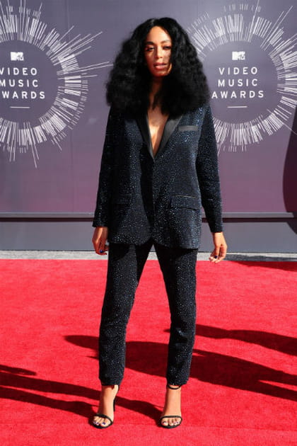 Top : Solange Knowles, masculin-féminin