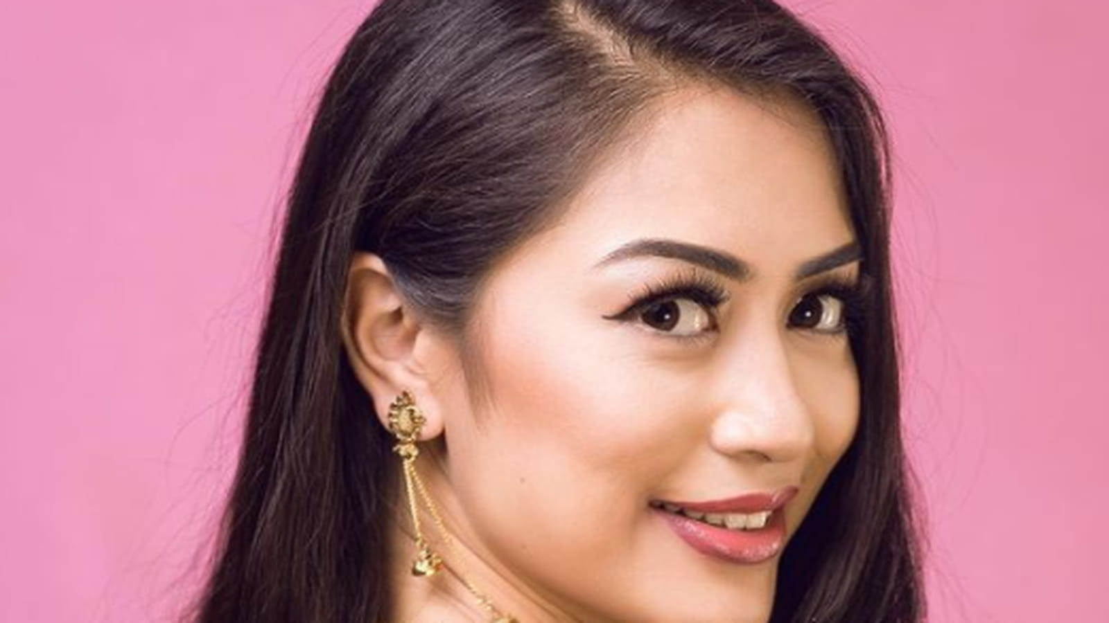 Népal: Namrata Shrestha