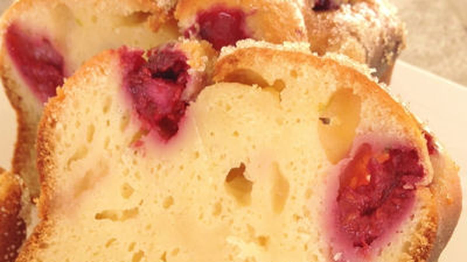 Cake à la ricotta, framboises et citron vert