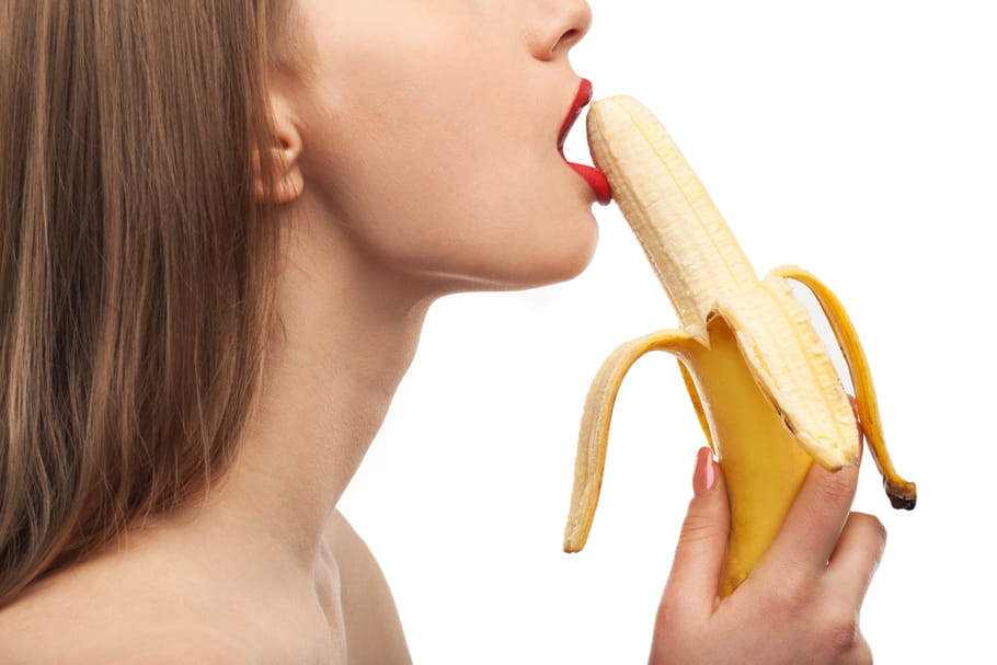 10 filles nous confient leur secret pour réussir une fellation