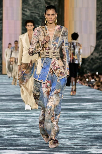 Look 25 du défilé Balmain
