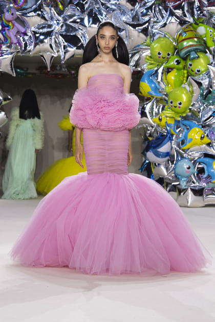 Look 37&nbsp;du d&eacute;fil&eacute; Giambattista Valli