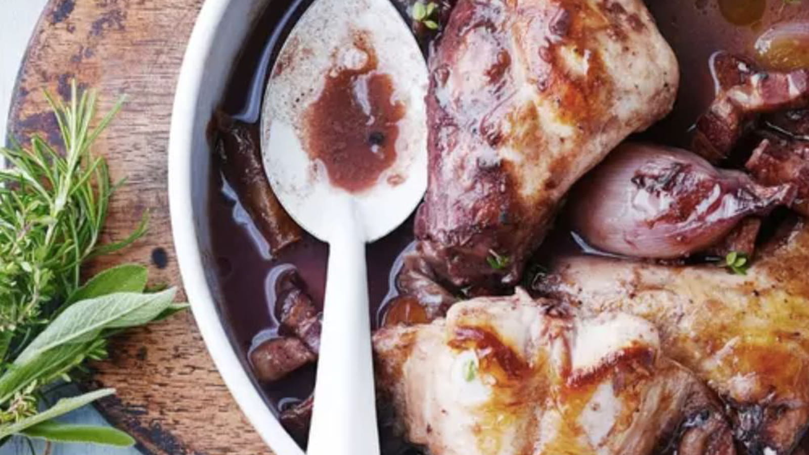 Bourguignon de lapin
