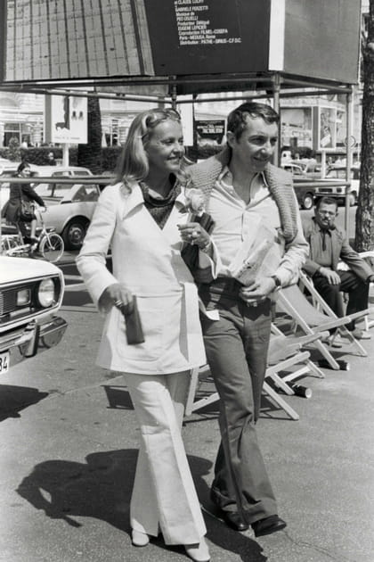 Jeanne Moreau en ensemble blanc