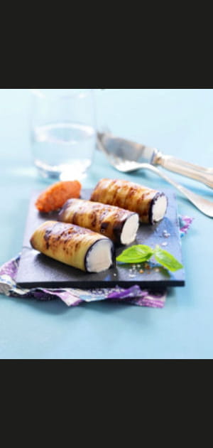 Roul&eacute;s d'aubergine et confit de tomates