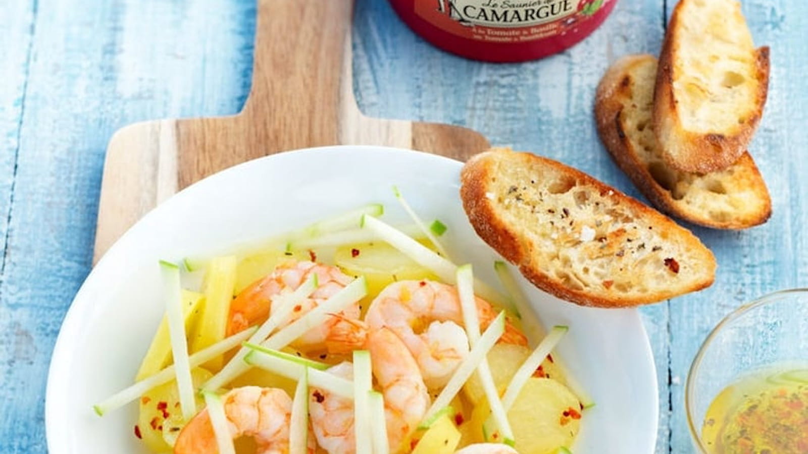 Salade de pommes de terre, crevettes et pommes granny