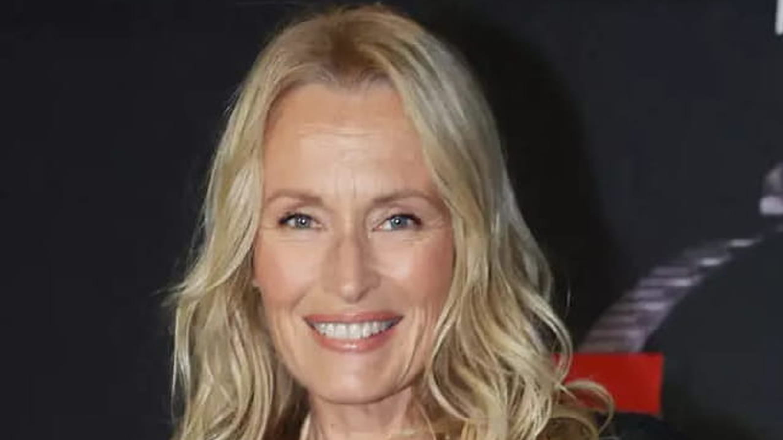 Estelle Lefébure