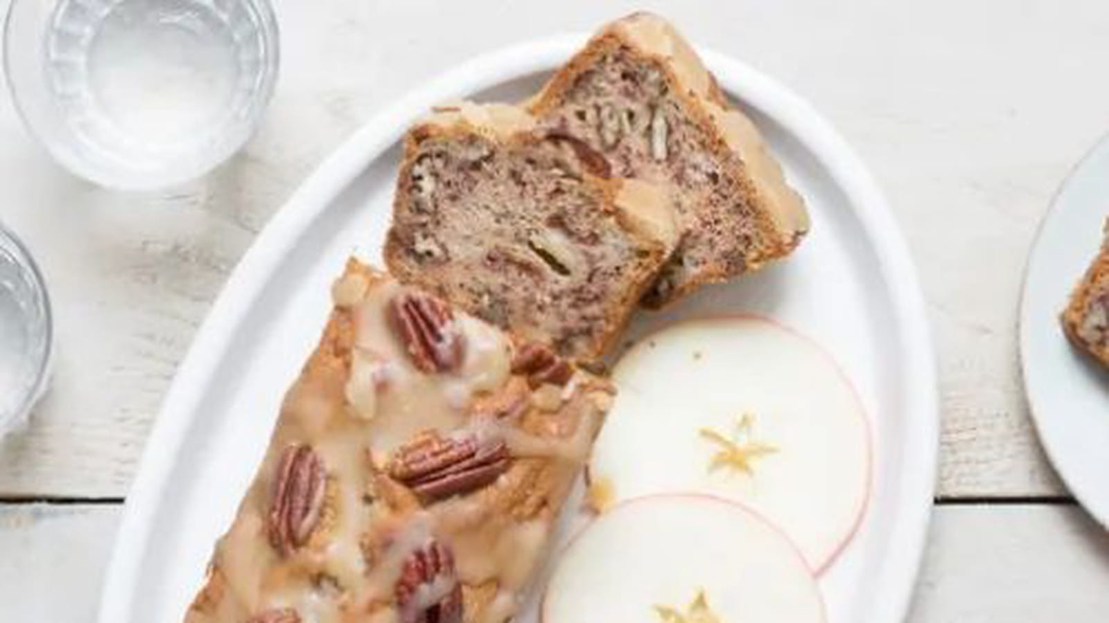 L’Apple cake vegan aux Pink Lady® aux noix de pécan