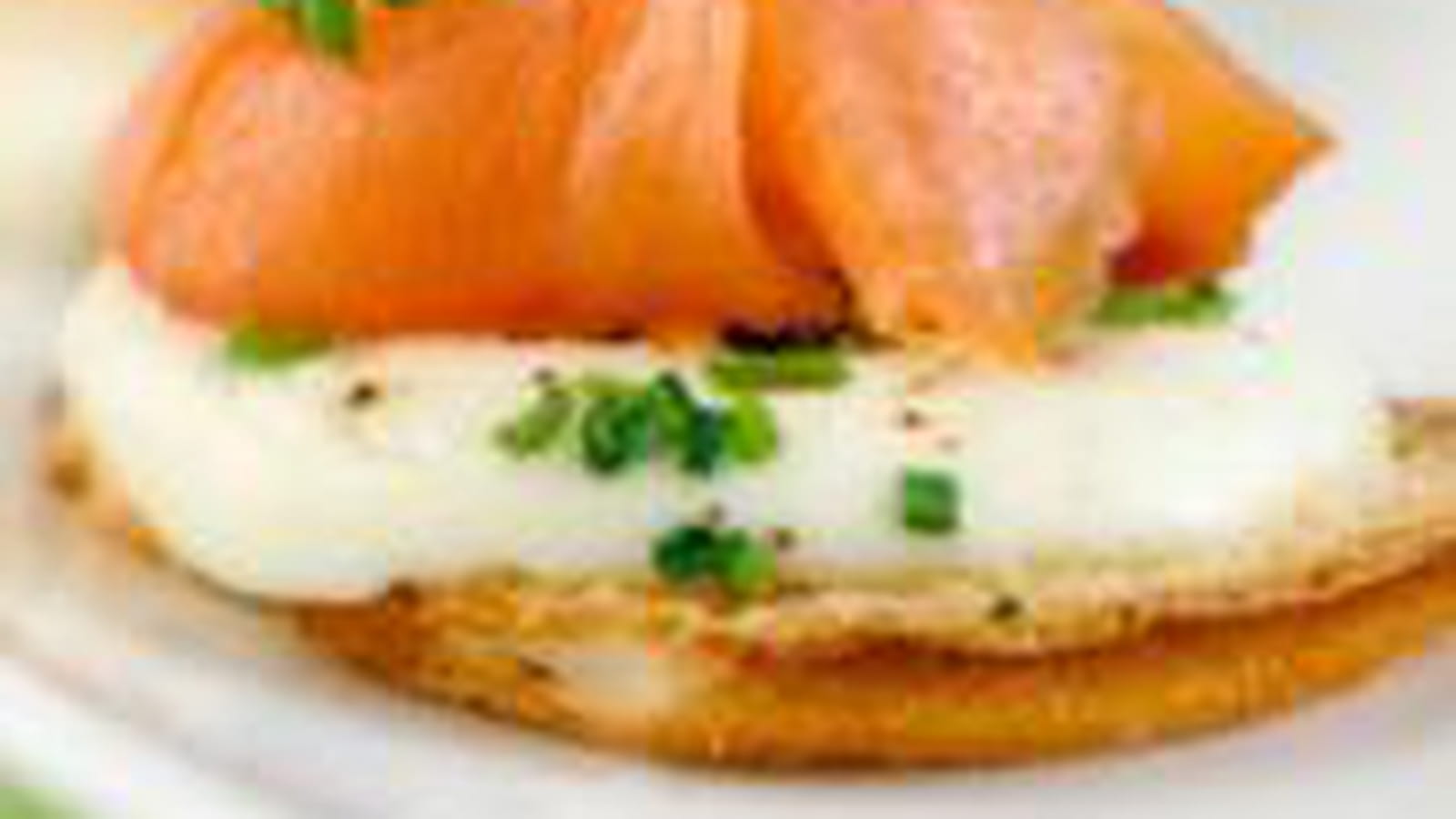 Toasts de saumon fumé à la mozzarella