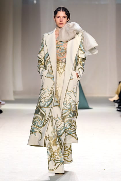 Look 10&nbsp;du d&eacute;fil&eacute; Elie Saab