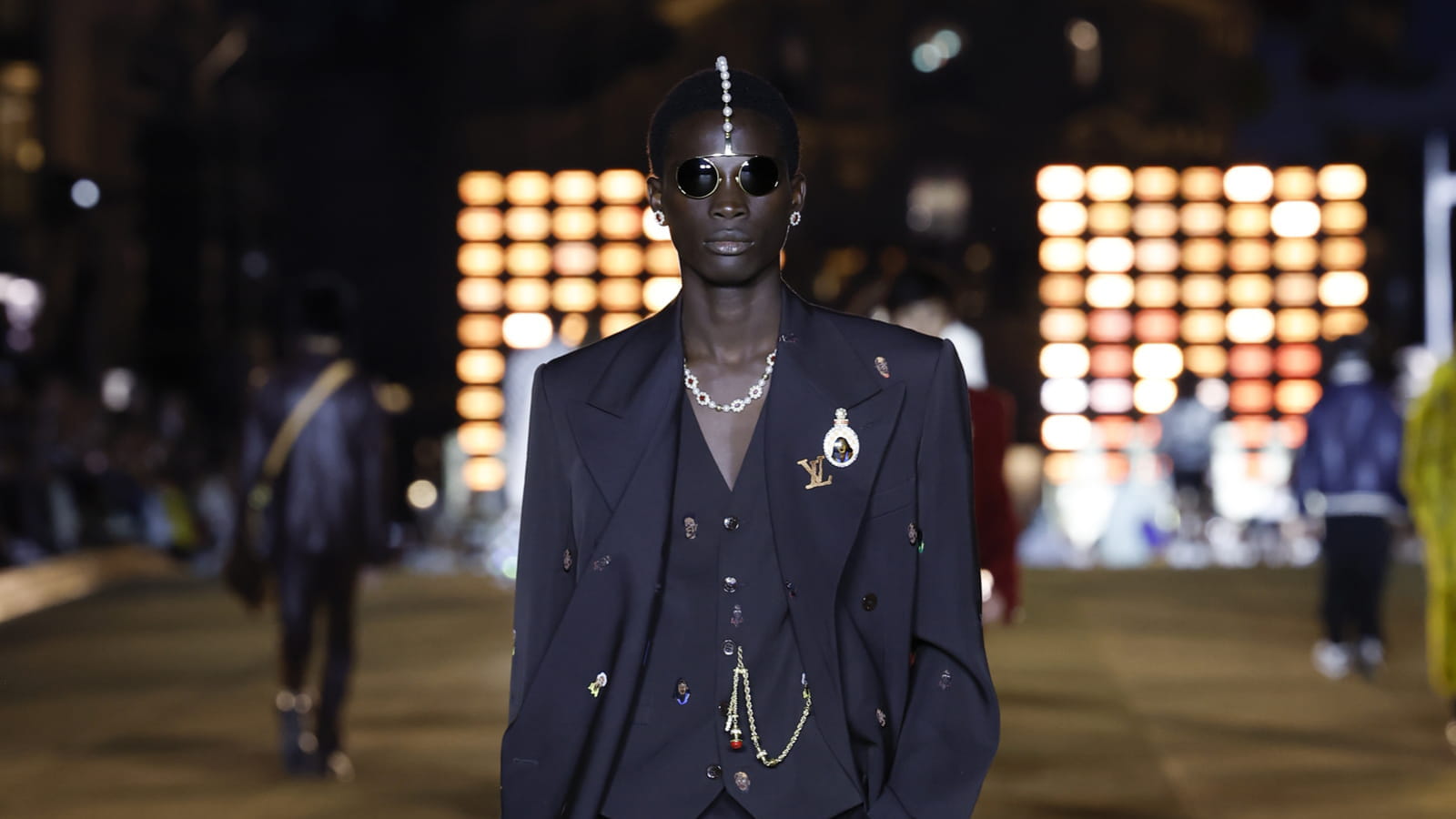 Look 51