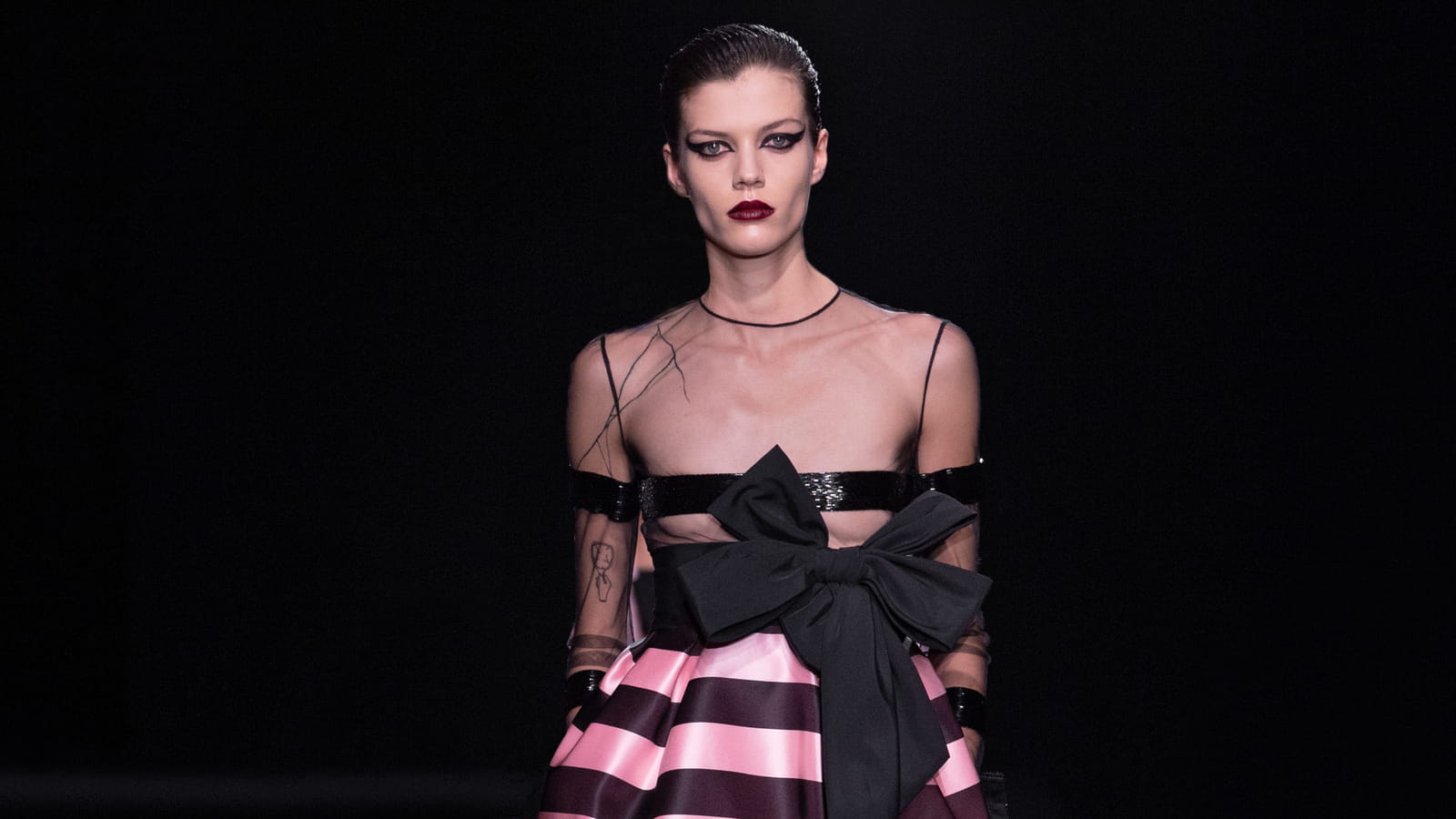 Look 24