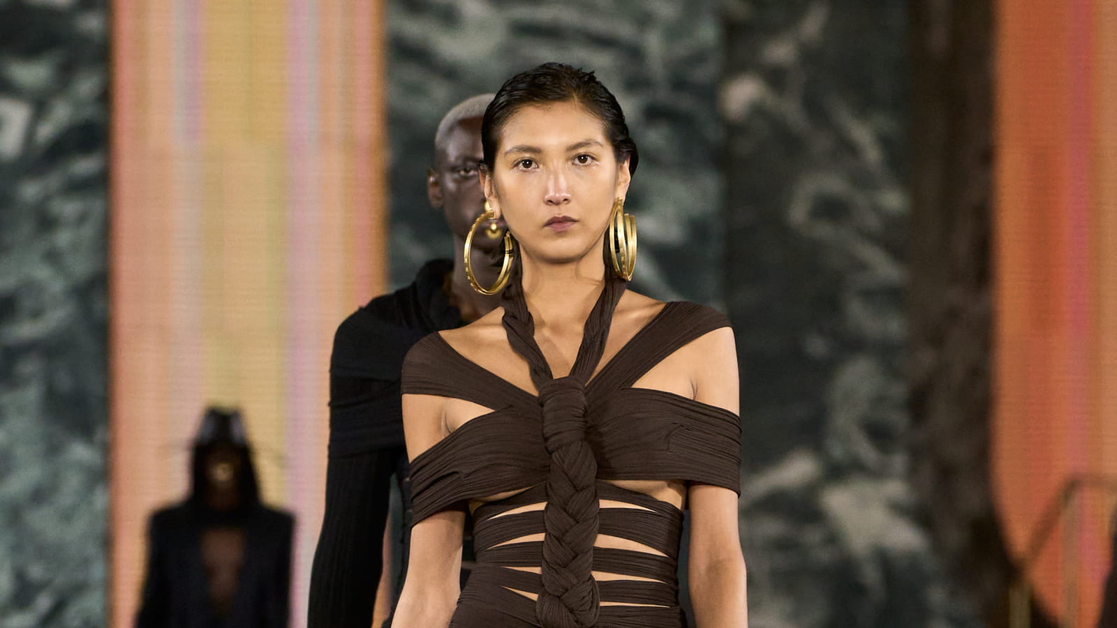 Look 90