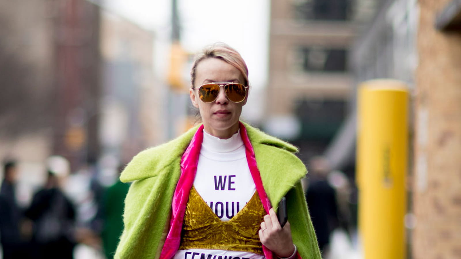 Le t-shirt "We should all be feminists" de Christian Dior