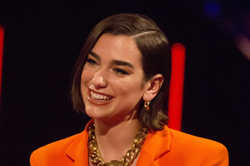 La raie sur le c&ocirc;t&eacute; de Dua Lipa