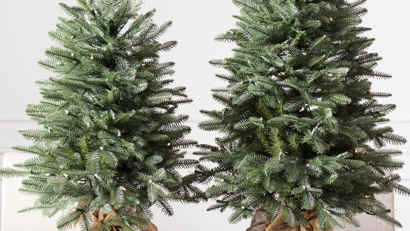 Petit sapin artificiel