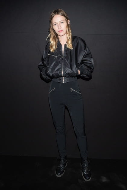 Christa Theret au d&eacute;fil&eacute; Mugler