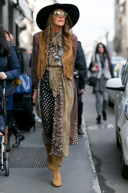 Anna Dello Russo dans les rues de Milan