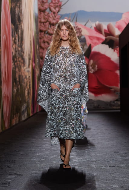 Look 70&nbsp;du d&eacute;fil&eacute;&nbsp;Chanel&nbsp;printemps-&eacute;t&eacute; 2024