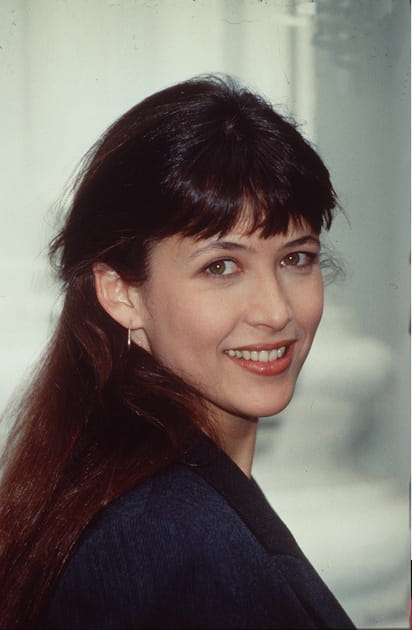 Le look sage de Sophie Marceau