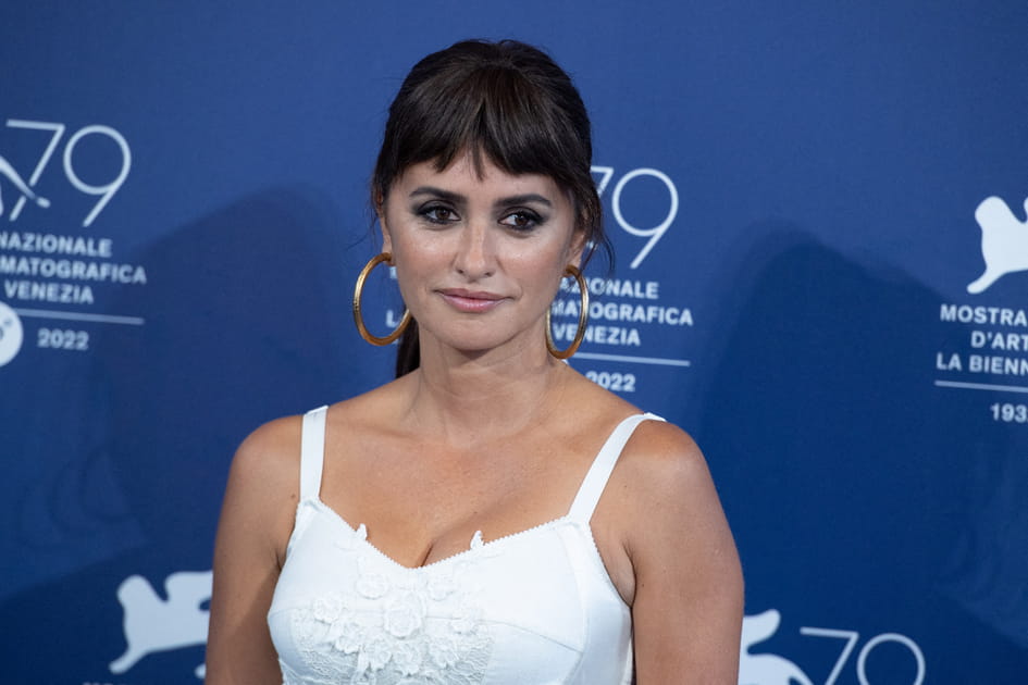 La frange courte de Penelope Cruz