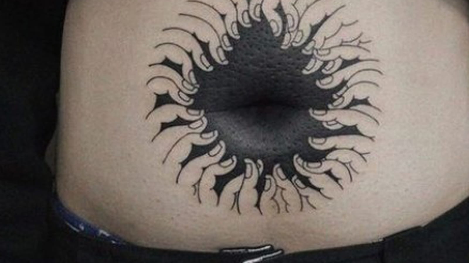 Doigts et trou noir 