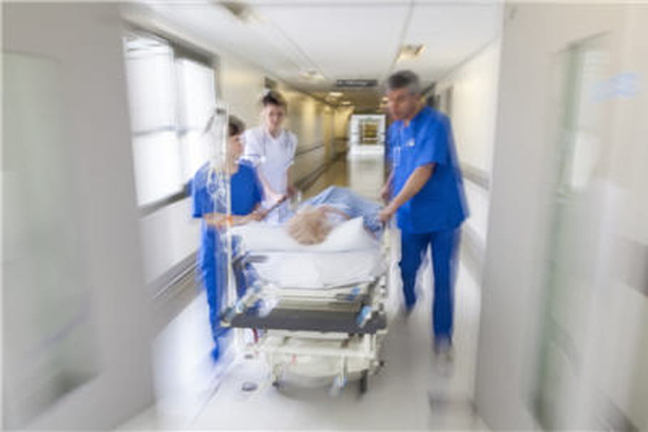 Ebola : une soignante américaine contaminée au Texas