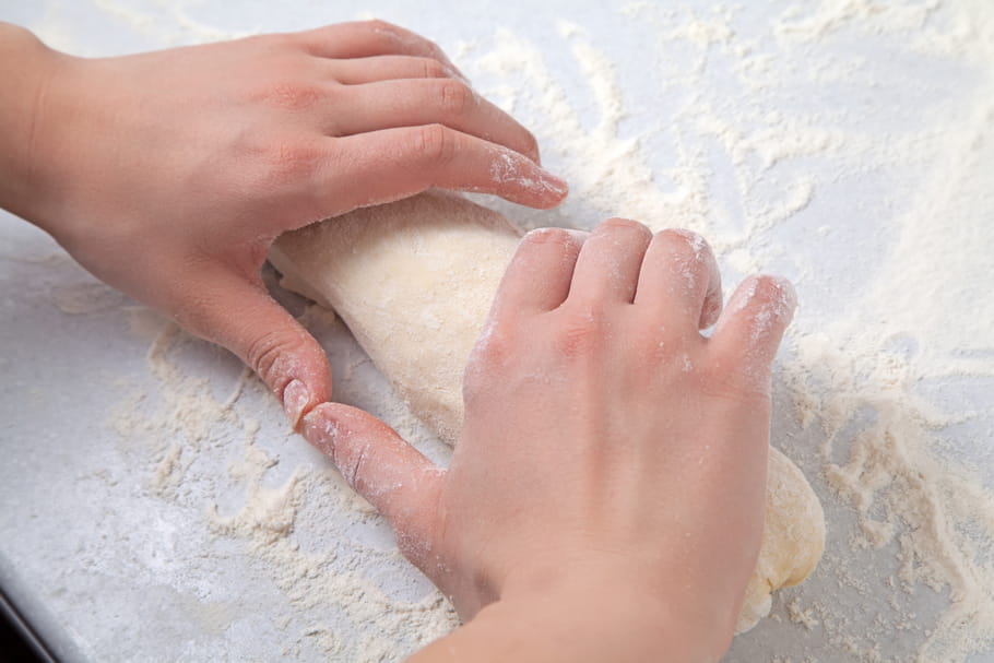 Faire du pain sans levure : est-ce possible ?