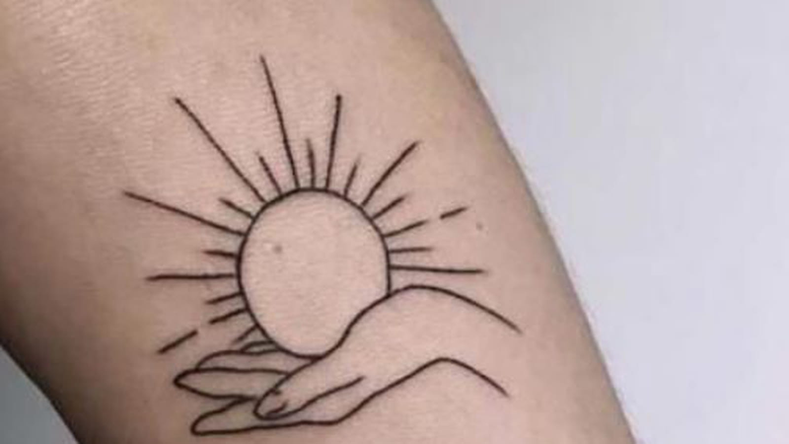 Soleil sur l'avant-bras