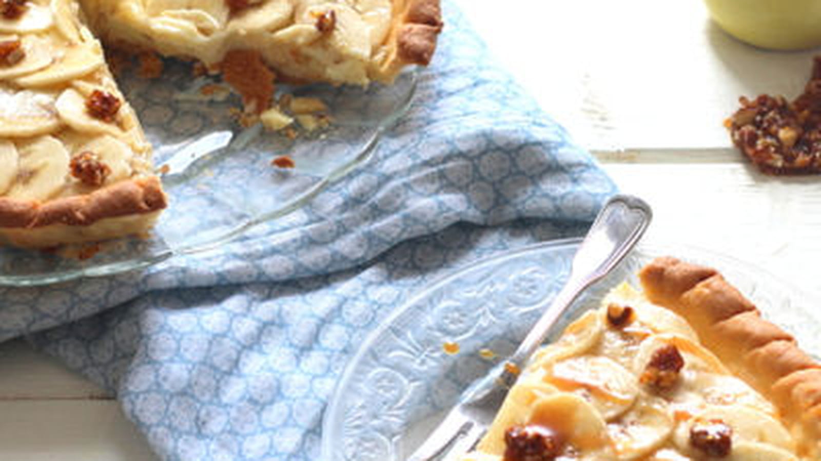 Tarte à la banane, noix de coco et caramel  