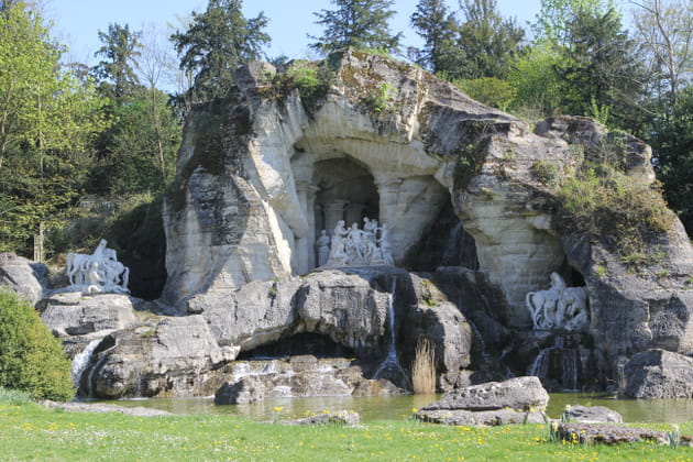 D&eacute;cor du bosquet des Bains d'Apollon